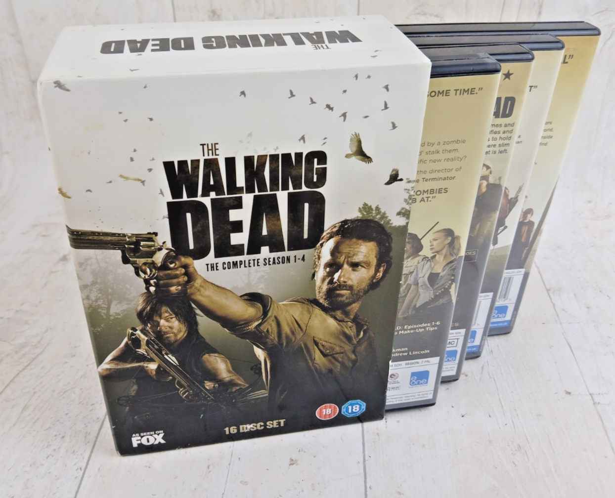 The Walking Dead the Complete Seasons 1-4 DVD Boxset *16-disc set*