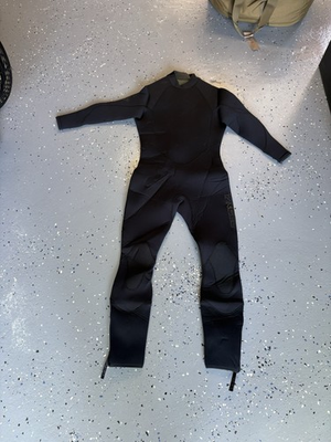 #ad XCEL 5 4 Full Wetsuit Mens Medium Back Zip Black Surf Dive Cold Water Suit $299.00