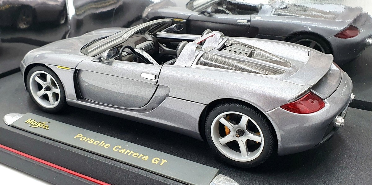 Maisto 1/18 Scale Diecast 36622 - Porsche Carrera GT - Metallic
