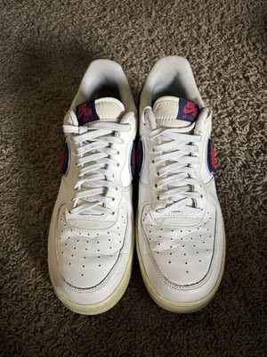 Nike Air Force 1  07 LV8 Chenille Swoosh   Men s Size 10.5 White Red Blue