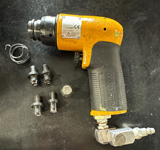 Atlas Copco Pneumatic Rivet Gun 2x491747 Mpn 3520035100