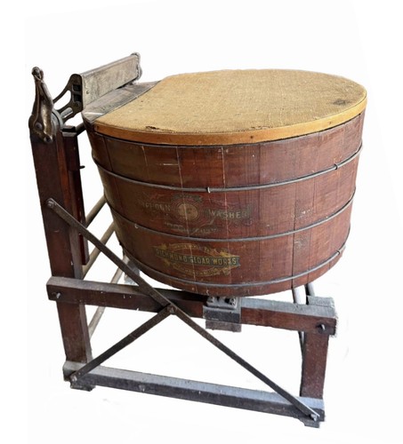 1914 Richmond Cedar Works Typhoon Model Antique Washing Machine. Washer