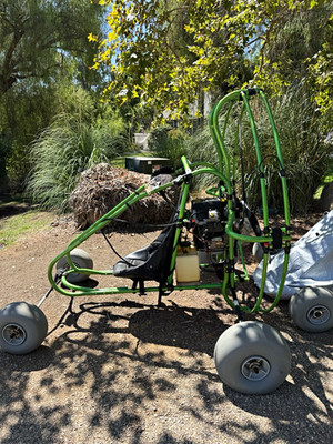 Powered paraglider Green Eagle with sand tires. Under 40 hours of use.