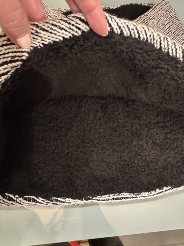 Calentador de cuello Lululemon totalmente tostado negro jaspeado Nimbus O/S usado en excelente estado cremallera oculta - Imagen 5 de 8