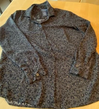 CHELSEA & THEODORE CHEETAH PRINT BUTTON UP SHIRT WOMENS SZ M