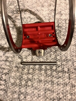 Red Newell R631-4.2 Fishing Reel