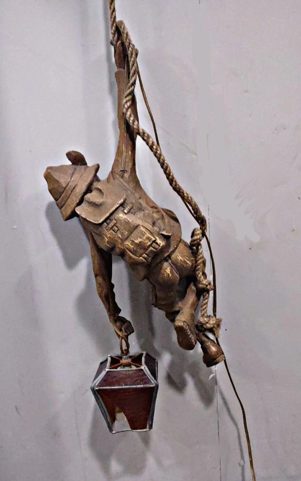 Figura de escalador alemán grande tallada en madera con linterna iluminada y cuerda Foto 4 de 4