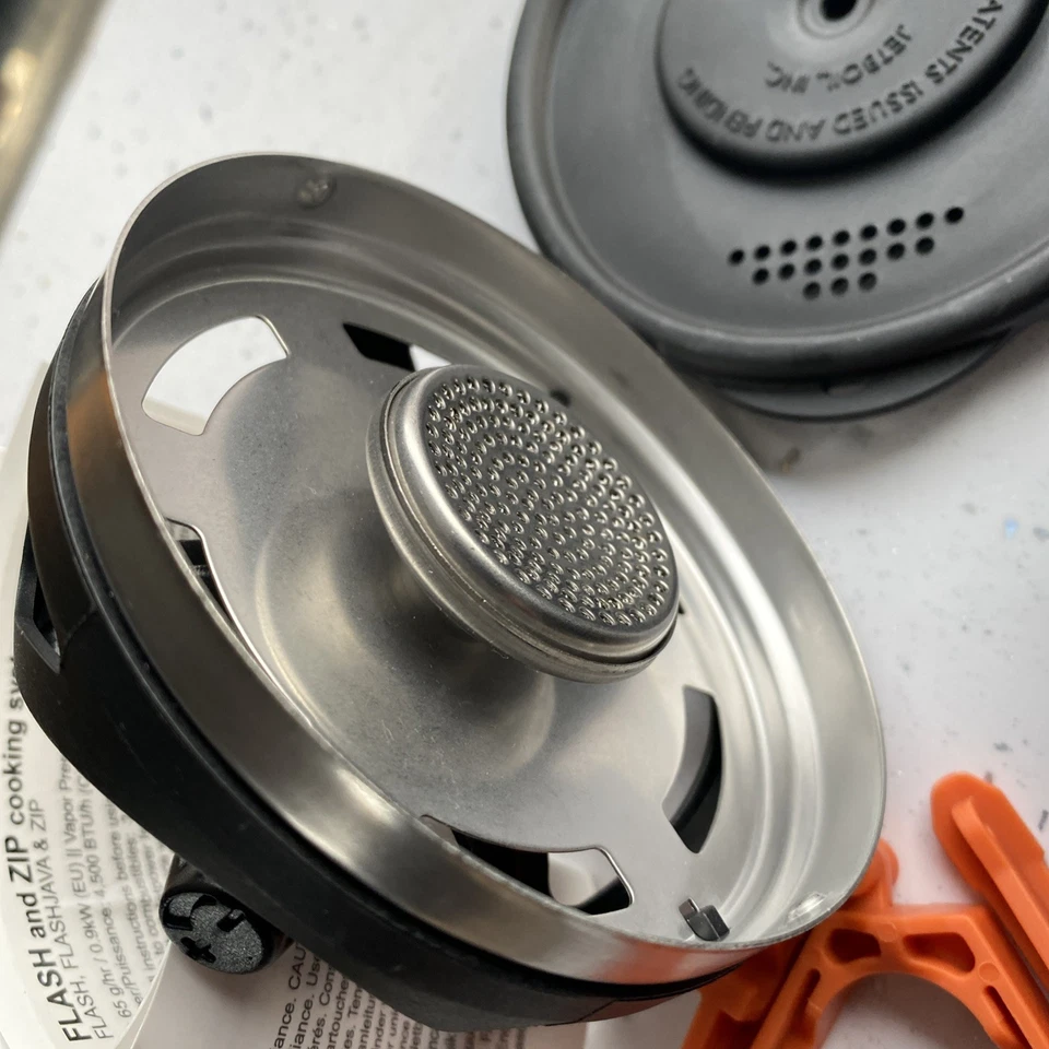 JETBOIL ZIP.NEW.Camping Stove (Carbon) British Army.  - Image 2 of 4