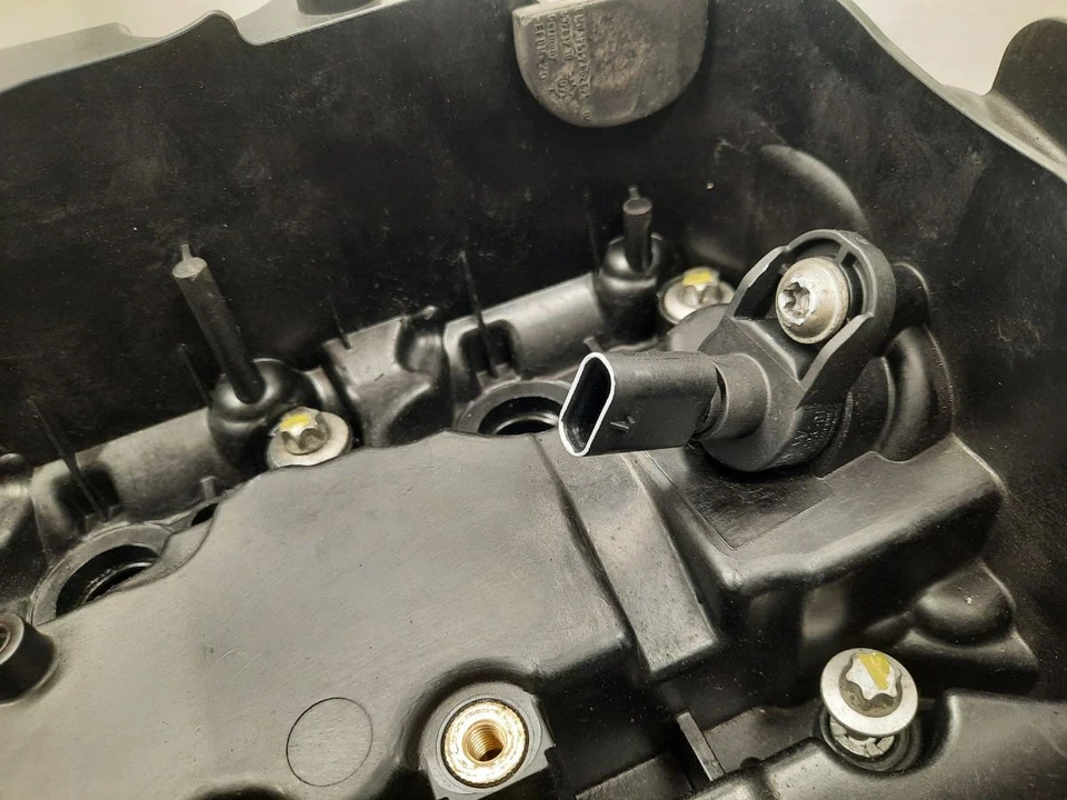 BMW Rocker Cover N47N Diesel F20 F22 F30 F32 1 2 3 4 SERIES 11128589941 - Image 4 of 4