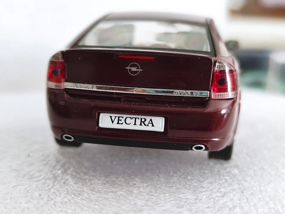 OPEL VECTRA GTS V6 SCHUCO 2004 1/43 - Immagine 4 di 4