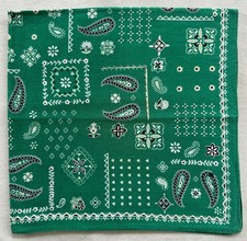 VTG Bandana Green Cotton Geometric Paisley Floral Quilt Style Handkerchief 20"