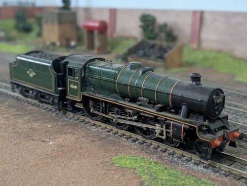 Mainline OO 37-062 Class 6P Jubilee 4-6-0 45691 ‘Orion’ in BR green - Picture 2 of 6