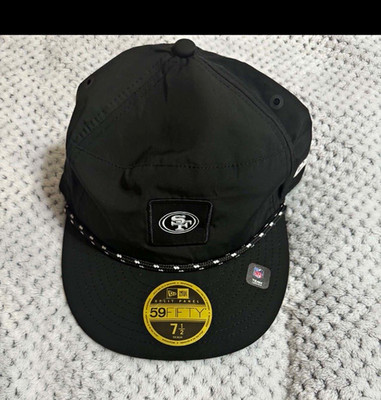 New Era 59FIFTY Black Fitted Cap Hat Size 7 1/2 MLB Fan Apparel