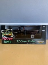 1957 HAPPY DAYS CAMEO PICK CHEVY ERTL 1/18 Scale