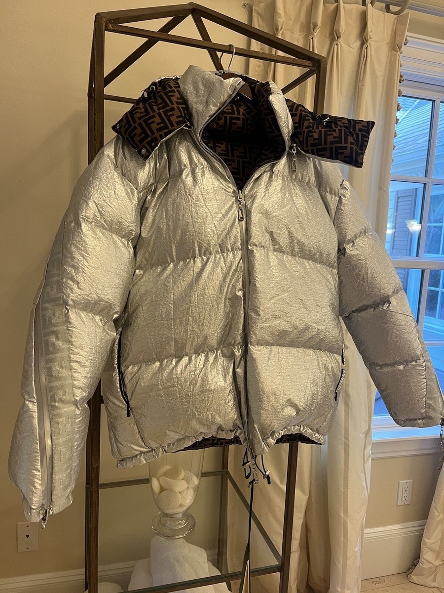 FENDI REVERSIBLE Nicki Minaj Metallic FF Logo DOWN PUFFER FENDI REVERSIBLE Nicki Minaj Metallic FF Logo DOWN PUFFER