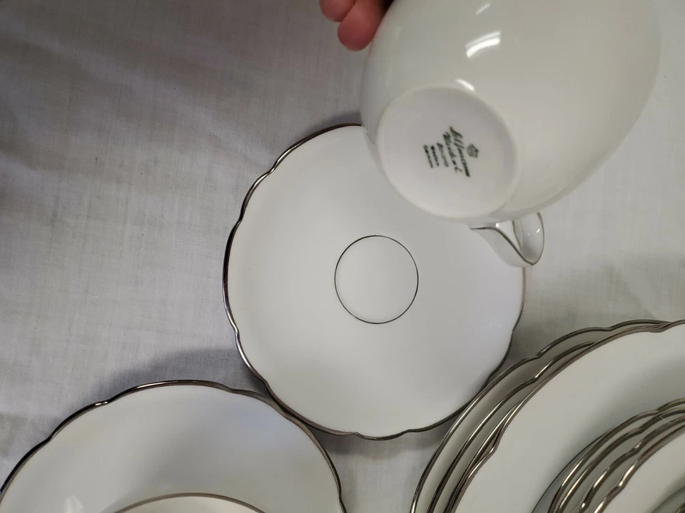SELTMANN WEIDEN BAVIERA ALEMANIA INCA BLANCO PLATINO PLATOS CUENCOS TAZAS 24 PIEZAS Foto 4 de 4
