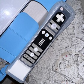 Nintendo Wii Console System in Original Box + 3 Controllers RVL-001 w/ NES Skin