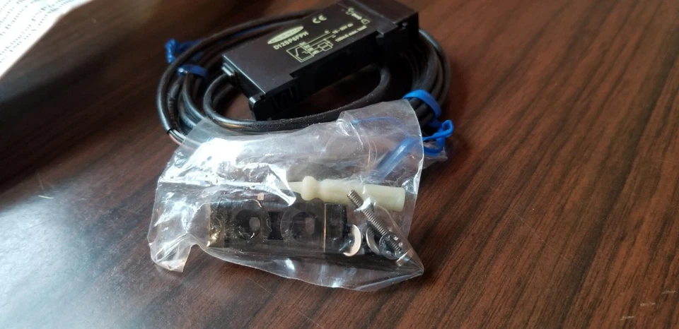 BANNER D12SP6FHP DIN Rail High Power Fiber Optic Sensor D12FPH Series - Image 3 of 4