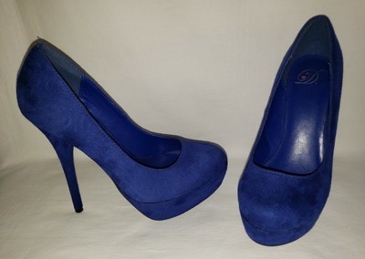 blue stiletto pumps