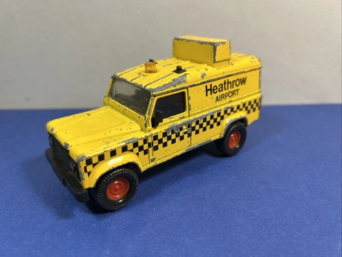 Matchbox 5” LAND ROVER 110 ‘Heathrow Airport’’ Diecast Vintage Car Yellow 1987