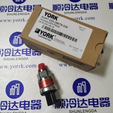 1PCS new Pressure Transducer For YORK 025-28678-006