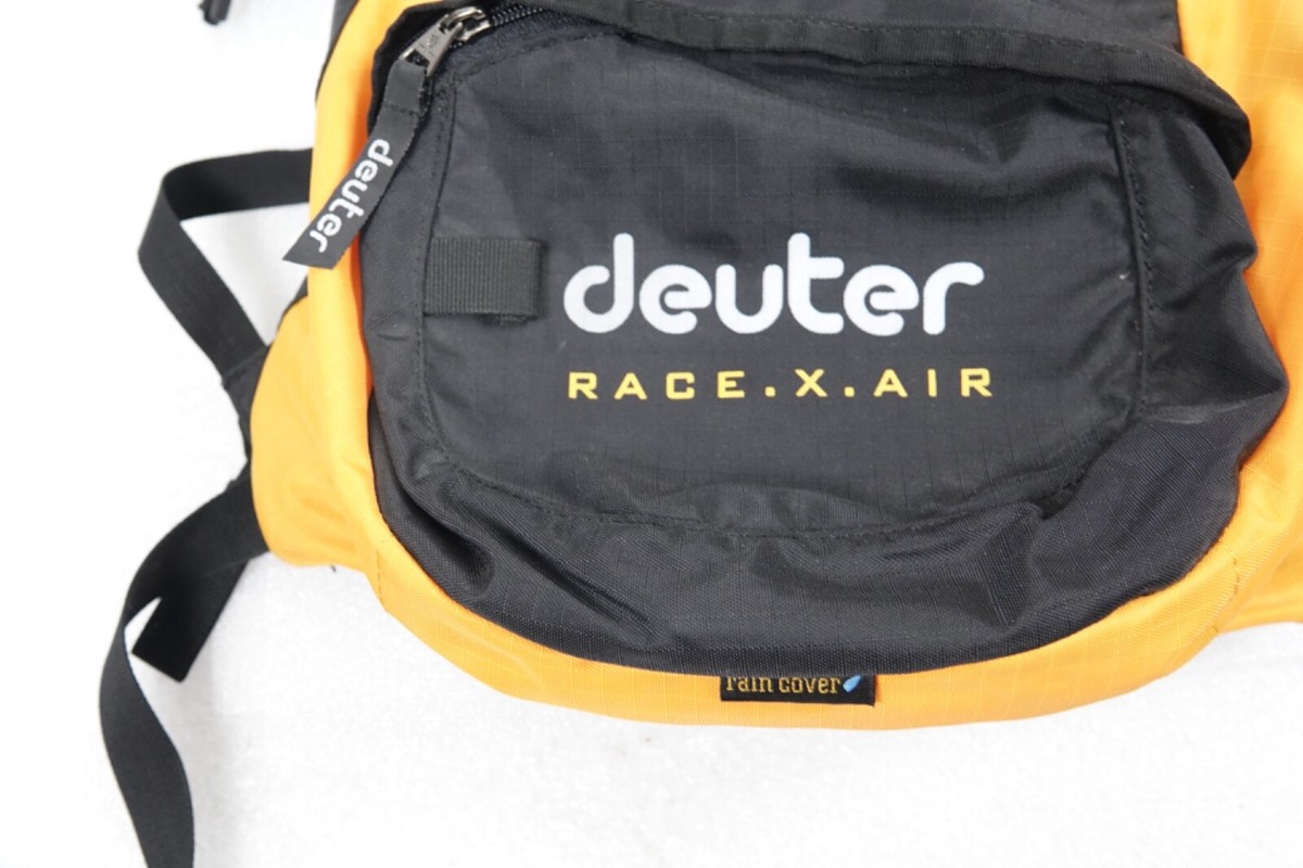 DEUTER RACE X AIR HIKING CYCLING BACKPACK W/ HYDRATION