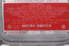 Micro Switch 22EX22 Explosion Proof Snap Switch Side Plunger STOCK K-3641