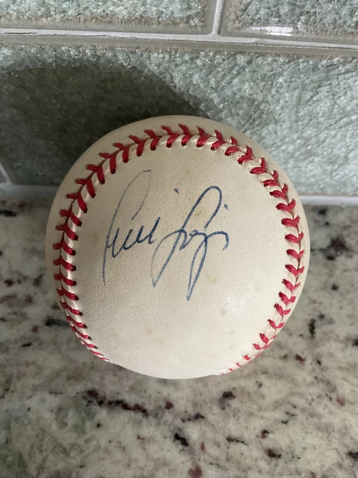 YANKEES Autographed 1996-99 Rawlings Official AMERICAN LEAGUE Gene Budig Ball - Image 3 of 4