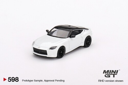 MINI GT 1/64 NISSAN FAIRLADY Z VERSION ST 2023 EVEREST WHITE (RHD) MGT00598-R