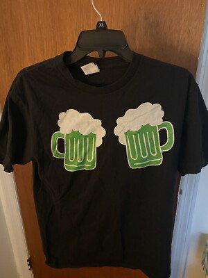 Green Beer Mug Black Graphic Print T Shirt - Size M