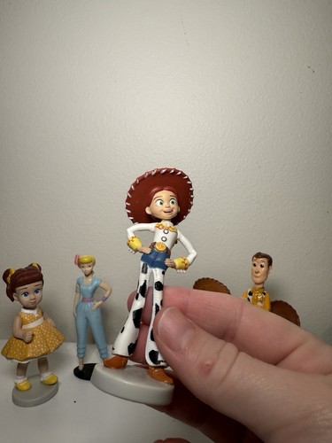 Menge Disney Pixar Toy Story 4 Mini Figuren Tortenaufleger Woody Jessie Bo Peep - Bild 2 von 15