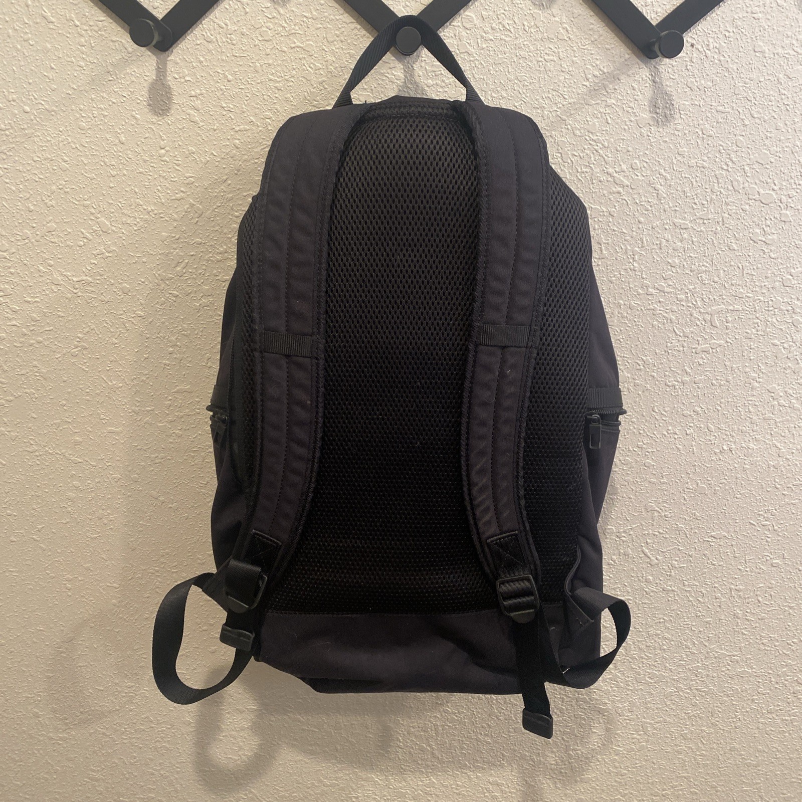 Lululemon Command The Day 24L Drawstring Backpack… - image 3