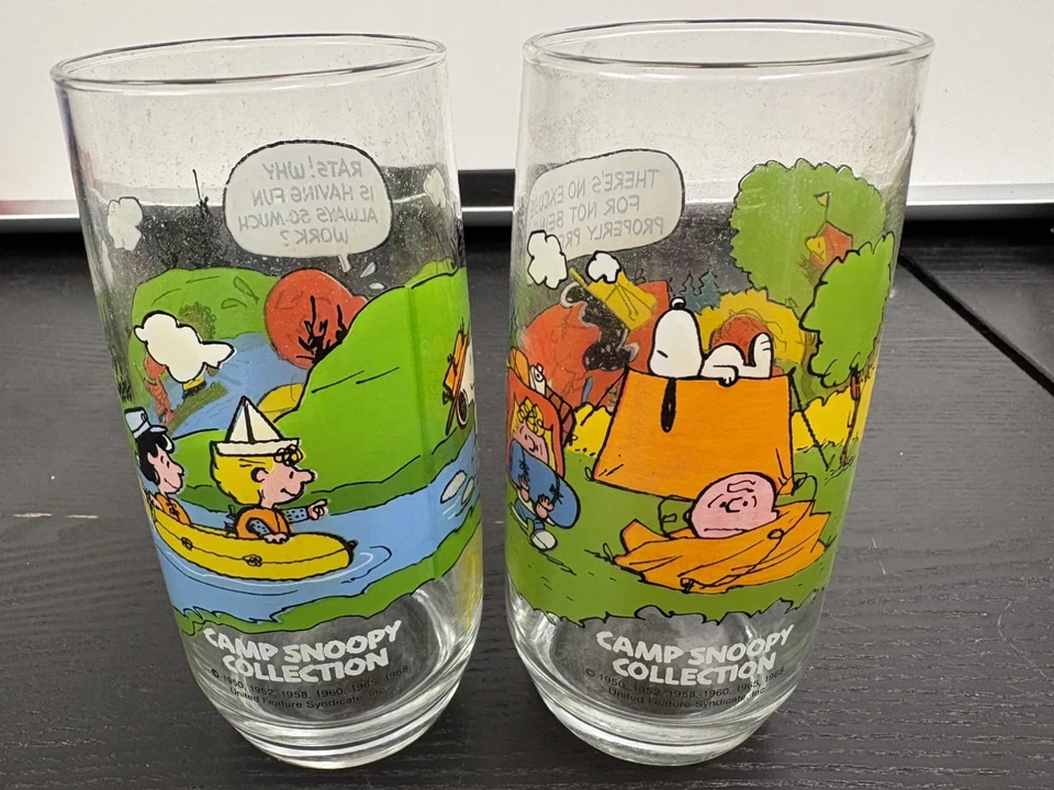 PEANUTS CHARLIE BROWN SNOOPY VINTAGE MCDONALDS SET OF 2 GLASS CAMP COLLECTION - Image 2 of 4
