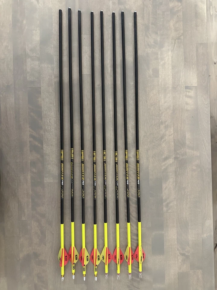 8x Used Gold Tip Hunter Pro 300 Spine 29.5” Cut / Wrapped & Fletched Knock Light - Image 2 of 4
