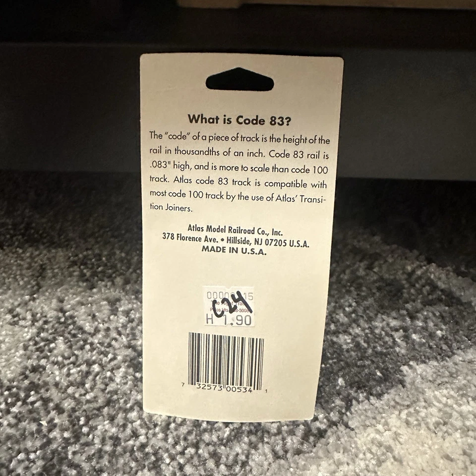 Atlas #534 HO-scale Code 83 Nickel Silver Snap-Track 18" Radius 1/3-curves (4) - Image 2 of 2