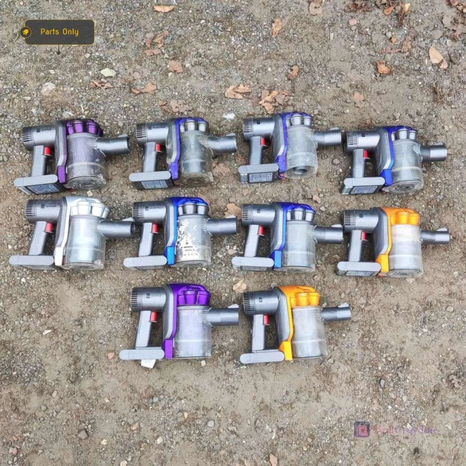 JOB LOT 10 DYSON DC34 DC35 MULTI FLOOR VACUUM CLEANERS NO ACCESSORIES UNTTESTED - Image 3 of 4