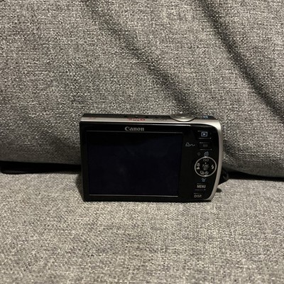 Canon Digital IXUS 860 IS Digital Camera 8.0MP 3x Optical Zoom CCD