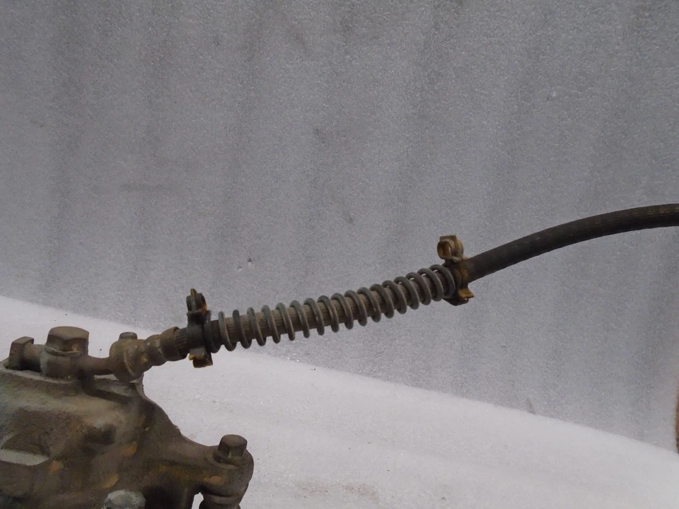 Pinza de freno trasera izquierda lado del conductor Land Rover Discovery 1999-2004 OEM VI611207 Foto 4 de 4