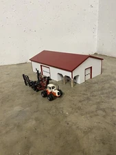 1/64 Toy Farm Barn 