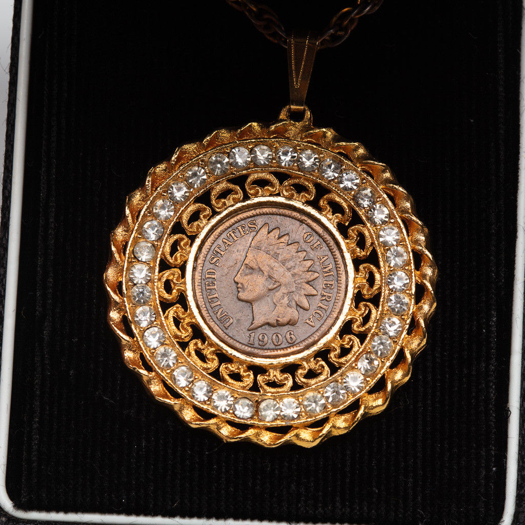 Vintage Regal Gems Pendant Medallion 1906 Penny 2.25 Carat