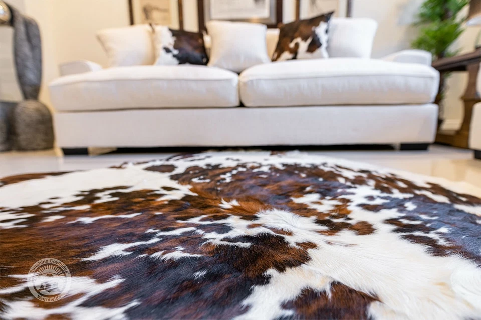 Real Cowhide Rug Brindle Tricolor 6 x 7-8' - Image 4 of 4
