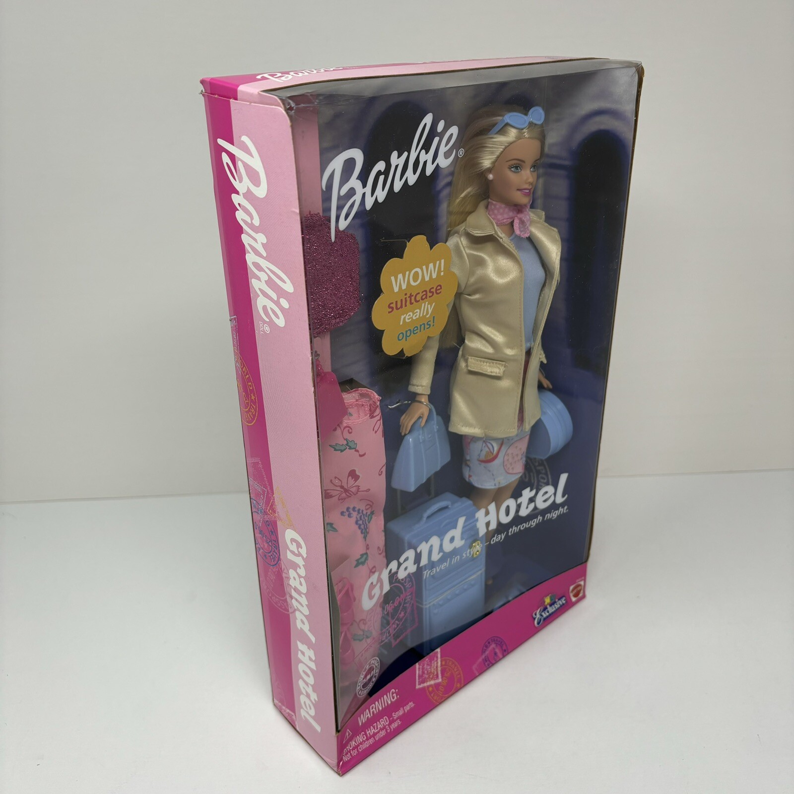NIB Grand Hotel Barbie Doll Toys R Us Store Exclusive 50576 Mattel 2001