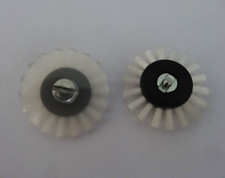 2 BROSSES (35mm) AVANT CHARIOT…