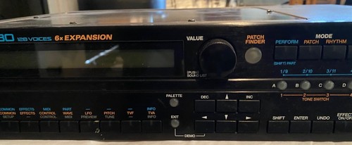 Roland XV-3080 128 Voices Synthesizer 6X Expansion General Midi2 Ser Z018170 - Picture 4 of 13