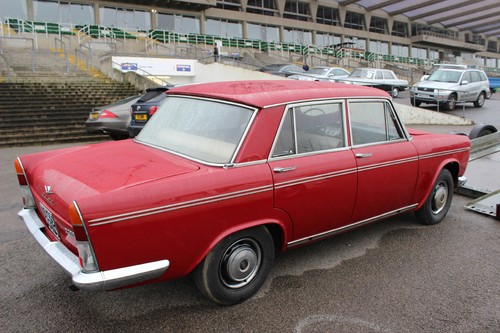 Fiat 114 Berlina 2300 saloon, 1961 for restoration/re-commissioning - Picture 12 of 12