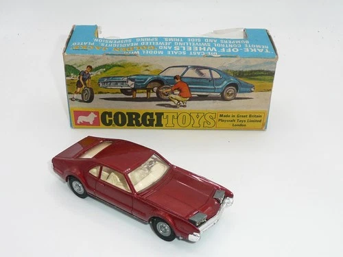 Corgi 276 Oldsmobile Toronado "Golden Jacks" VnrMint Boxed  " original vintage "