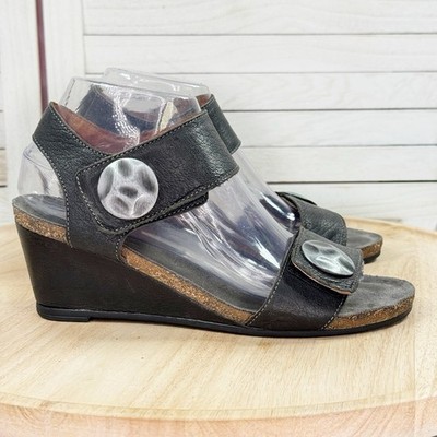 Taos Carousel 2 Strappy Wedge Sandals Black Silver US 7.5 EU 38 Cork Leather