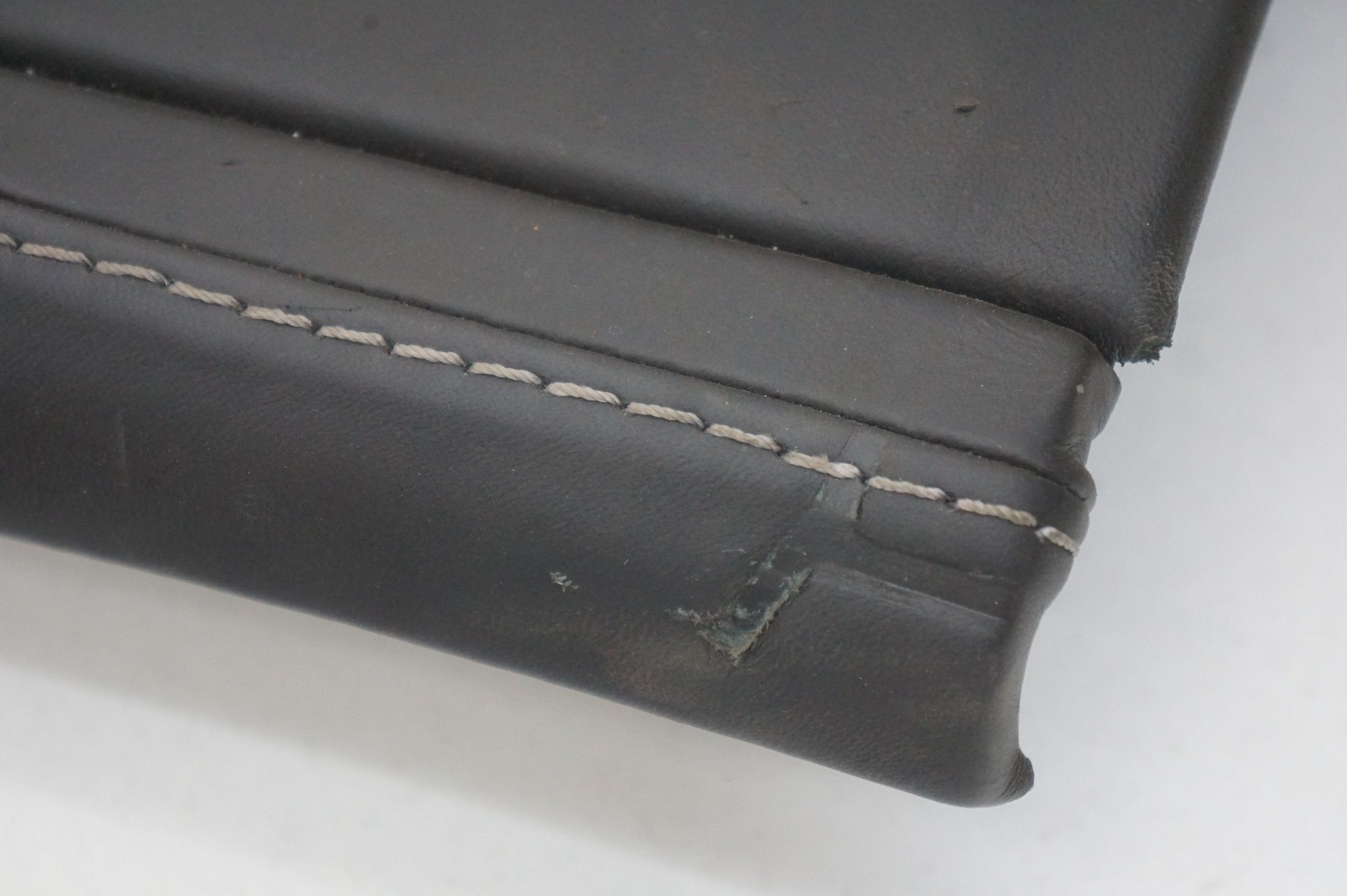 Center Console Armrest Trim Cover Panel OEM Aston Martin V8 Vantage 2008 *Note*