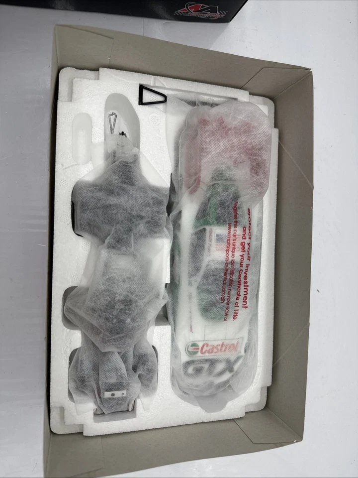 John Force Rookie Ashley Force Castrol GTX 2007 Ford Mustang Rookie NHRA 1/2500 Foto 4 de 4