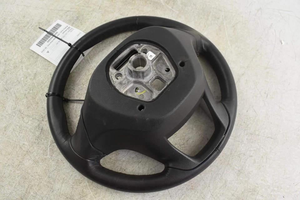 Volante usado se adapta a: Chevrolet Equinox 2015 grado A Foto 3 de 4